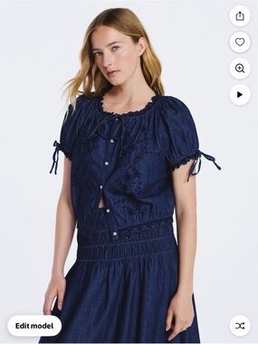 Woven Peasant Button-Front Top in Navy